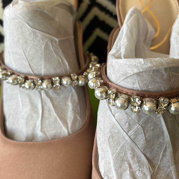 New women Sz 7.5M  evening glam  mules - Picture 16 of 17